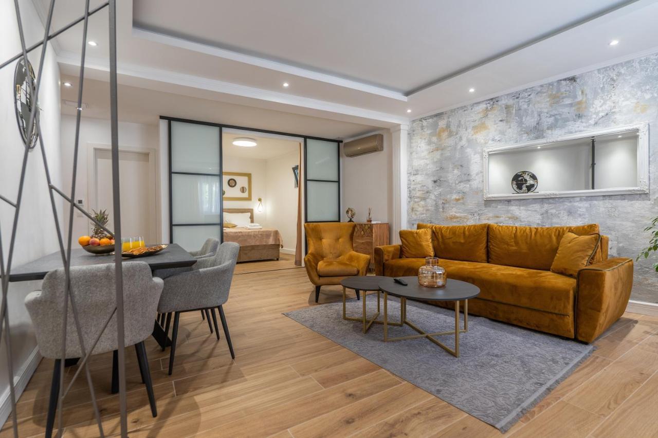 Petra & Rustic Apartment